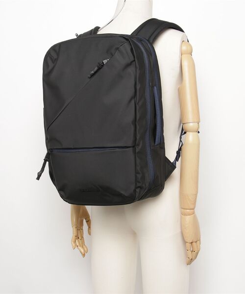 Samsonite（サムソナイト）の「サムソナイトレッド Z-ZIP バックパック M（バックパック/リュック・メンズ・ブラック/ブラック×ブルー・ONE SIZE）」の19枚目の写真