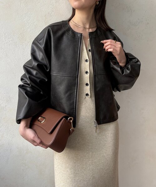 Thevon（ゼボン）の「バックフリルWジップ合皮ジャケット（ブルゾン・レディース・ブラウン/ブラック・FREE）」の2枚目の写真