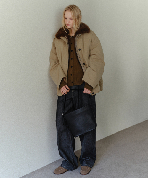 URAGO(ユラーゴ)の「Shearing inner jumper_Beige(ダウンジャケット/コート・レディース・Beige・FREE)」の2枚目の写真
