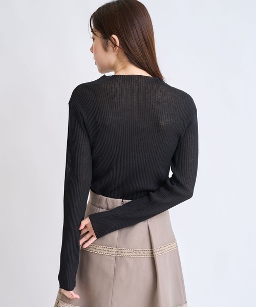 NOELA(ノエラ)の「シアーハイネックニット(ニット/セーター・レディース・ブラック/オフホワイト/ブルー・フリー)」の8枚目の写真