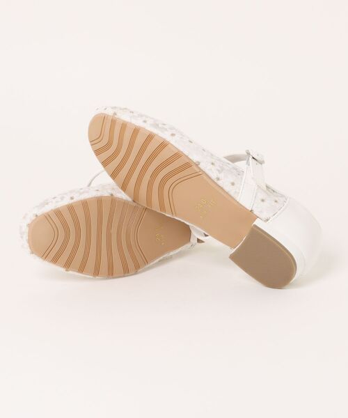 la farfa SHOES(ラ・ファーファ シューズ)の「la farfa shoes 花柄 チュールパンプス(パンプス・レディース・ブラック/アイボリー・25.0cm/24.5cm/24.0cm/26.0cm/25.5cm/26.5cm/23.5cm)」の4枚目の写真