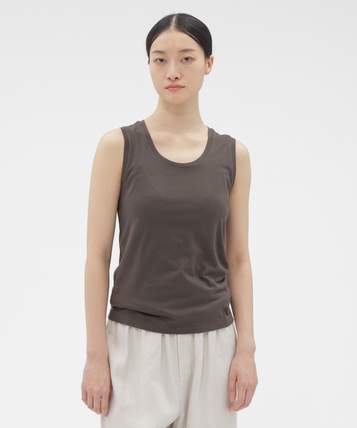 MARGARET HOWELL(マーガレットハウエル)の「SUPERFINE COTTON JERSEY(Tシャツ/カットソー・レディース・オリーブドラブ・FREE)」の1枚目の写真