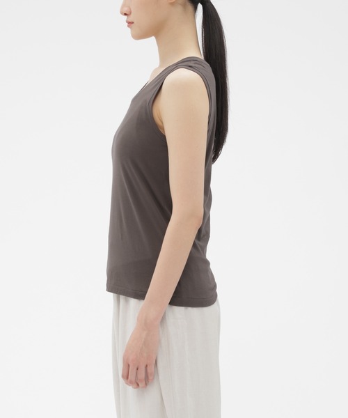 MARGARET HOWELL(マーガレットハウエル)の「SUPERFINE COTTON JERSEY(Tシャツ/カットソー・レディース・オリーブドラブ・FREE)」の5枚目の写真