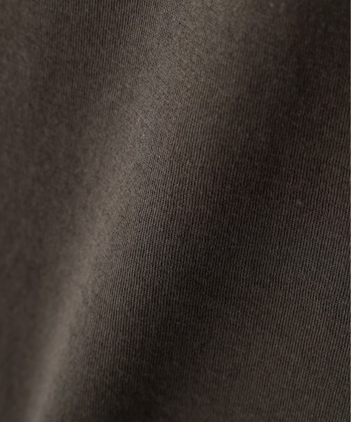 MARGARET HOWELL(マーガレットハウエル)の「SUPERFINE COTTON JERSEY(Tシャツ/カットソー・レディース・オリーブドラブ・FREE)」の3枚目の写真