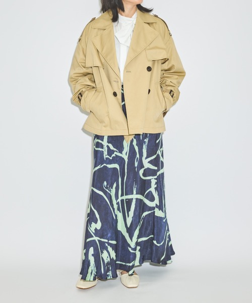 LOVELESS（ラブレス）の「ブロッキングショートトレンチ（トレンチコート・レディース・ベージュ系その他4・36/34）」の3枚目の写真