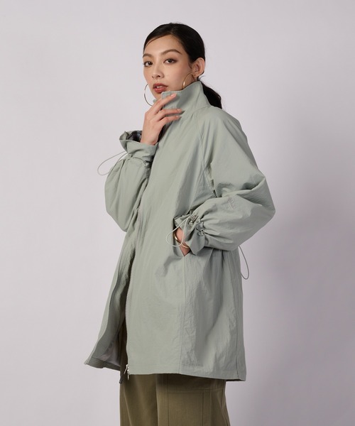 Eddie Bauer(エディーバウアー)の「モジュラー スタンドジップコート(ナイロンジャケット・レディース・ライトオリーブ/グレイッシュブルー/ブラック・XL/L/M/S)」の3枚目の写真