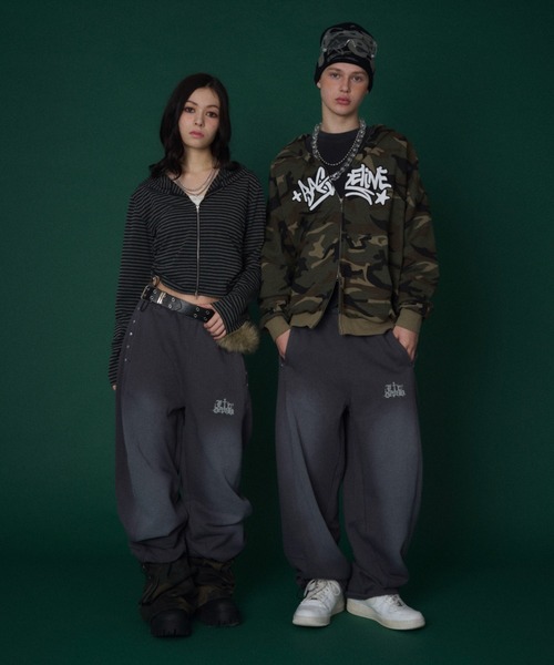 LTR DEPTH（レイターデプス）の「LTR DEPTH/【26年春新作】ロゴスウェットパンツ（スウェットパンツ・メンズ・ネイビー/スミクロ/ピンク・LARGE/MEDIUM）」の12枚目の写真