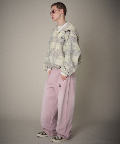 LTR DEPTH（レイターデプス）の「LTR DEPTH/【26年春新作】ロゴスウェットパンツ（スウェットパンツ・メンズ・ネイビー/スミクロ/ピンク・LARGE/MEDIUM）」の21枚目の写真