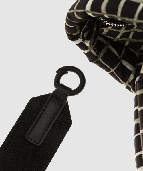 MARNI(マルニ)の「CHECKED PUFF / トートバッグミニ(トートバッグ・メンズ・ブラック系その他・ONE SIZE)」の6枚目の写真