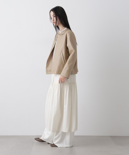 NANO universe（ナノユニバース）の「フェイクレザーパールドットノーカラージャケット（ノーカラージャケット・レディース・ブラック/ベージュ・FREE）」の8枚目の写真