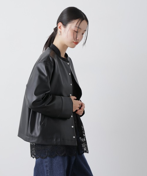 NANO universe（ナノユニバース）の「フェイクレザーパールドットノーカラージャケット（ノーカラージャケット・レディース・ブラック/ベージュ・FREE）」の12枚目の写真