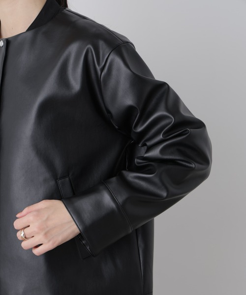 NANO universe（ナノユニバース）の「フェイクレザーパールドットノーカラージャケット（ノーカラージャケット・レディース・ブラック/ベージュ・FREE）」の22枚目の写真