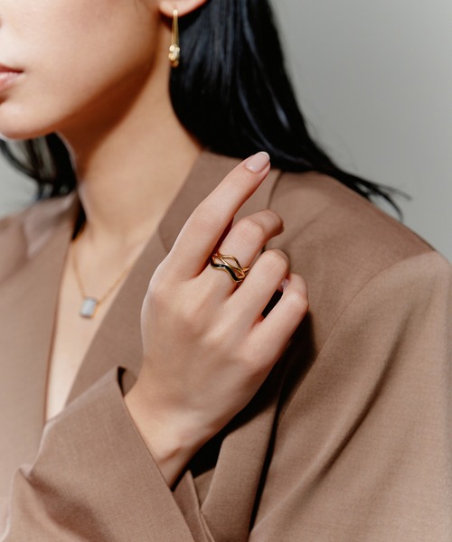 novice（ノーヴィス）の「【novice】Ripple Open Ring［Stainless］（リング・レディース・ゴールド/シルバー・FREE）」の10枚目の写真