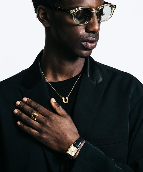 CRIMIE（クライミー）の「LETTER RIBBON HORSE SHOE RING SMALL 24KDP（リング・メンズ・ゴールド・7号/21号/19号/17号/15号/13号/11号/9号）」の5枚目の写真