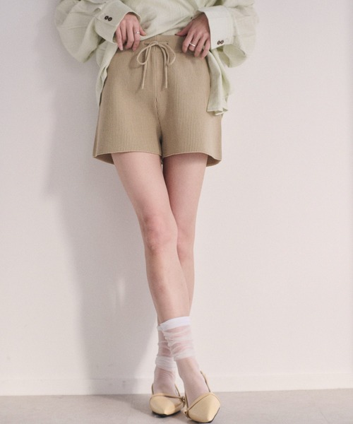 SOYEN（ソイエン）の「リブニットブルマショートパンツ/セットアップ可（その他パンツ・レディース・ベージュ/チャコール・F）」の19枚目の写真