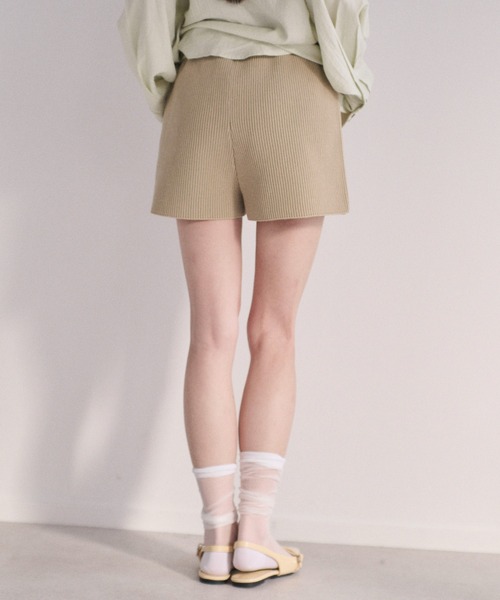 SOYEN（ソイエン）の「リブニットブルマショートパンツ/セットアップ可（その他パンツ・レディース・ベージュ/チャコール・F）」の20枚目の写真