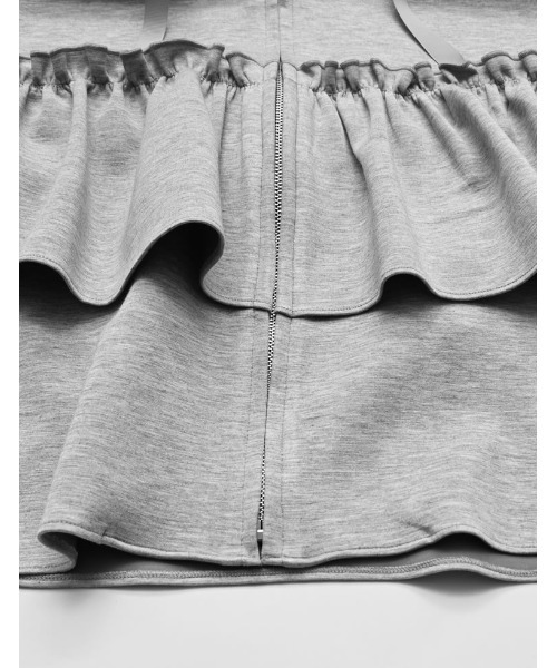 MEISM（ミズム）の「[2026S/S COLLECTION][MEISM by Re:EDIT]ダンボールフリルティアードフーディブルゾン（ブルゾン・レディース・ホワイト/ブラック/グレー・LARGE/MEDIUM）」の16枚目の写真