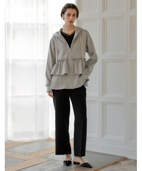 MEISM（ミズム）の「[2026S/S COLLECTION][MEISM by Re:EDIT]ダンボールフリルティアードフーディブルゾン（ブルゾン・レディース・ホワイト/ブラック/グレー・LARGE/MEDIUM）」の12枚目の写真