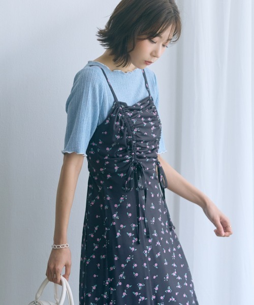 marun（マルン）の「＜大きいサイズ＞フラワープリントドロストキャミワンピース marun（ワンピース・レディース・ピンク/ブラック・3L/LL/4L/L/5L）」の10枚目の写真