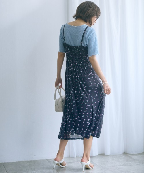 marun（マルン）の「＜大きいサイズ＞フラワープリントドロストキャミワンピース marun（ワンピース・レディース・ピンク/ブラック・3L/LL/4L/L/5L）」の12枚目の写真