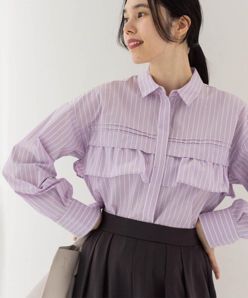 OPAQUE.CLIP（オペークドットクリップ）の「タックフリルシャツ【洗濯機OK】（シャツ/ブラウス・レディース・アイボリー系2/ライトブルー/パープル系1/ホワイト・42/38/40）」の4枚目の写真