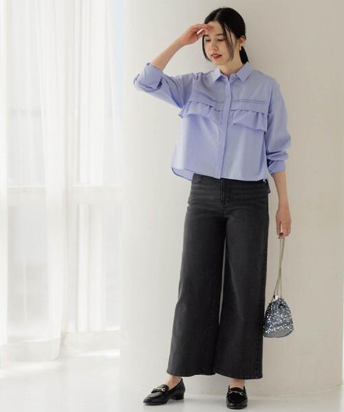 OPAQUE.CLIP（オペークドットクリップ）の「タックフリルシャツ【洗濯機OK】（シャツ/ブラウス・レディース・アイボリー系2/ライトブルー/パープル系1/ホワイト・42/38/40）」の6枚目の写真