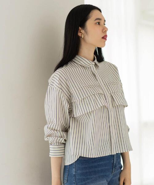 OPAQUE.CLIP（オペークドットクリップ）の「タックフリルシャツ【洗濯機OK】（シャツ/ブラウス・レディース・アイボリー系2/ライトブルー/パープル系1/ホワイト・42/38/40）」の21枚目の写真