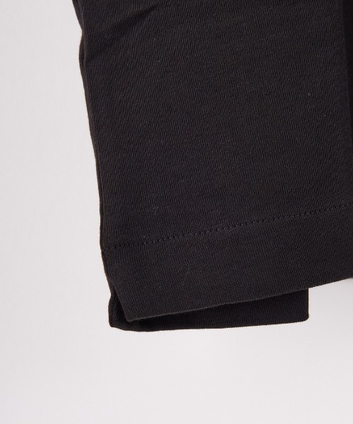 LACOSTE（ラコステ）の「[LACOSTE/ラコステ] ワンポイントロゴ バックプリントTシャツ（Tシャツ/カットソー・レディース・ブラック/オレンジ/ホワイト・2/4/3）」の16枚目の写真