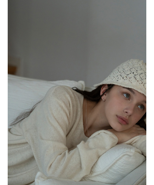 THEMITTEN(ザ・ミトン)の「Souffle round knit (cream)(ニット/セーター・レディース・その他・FREE)」の3枚目の写真