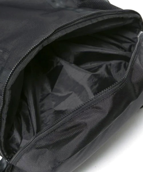 NEW ERA（ニューエラ）の「【NEW ERA】ボックスパック 32L プリントロゴ / ブラック×ホワイト[SSL]（バックパック/リュック・メンズ・ブラック・フリー）」の6枚目の写真