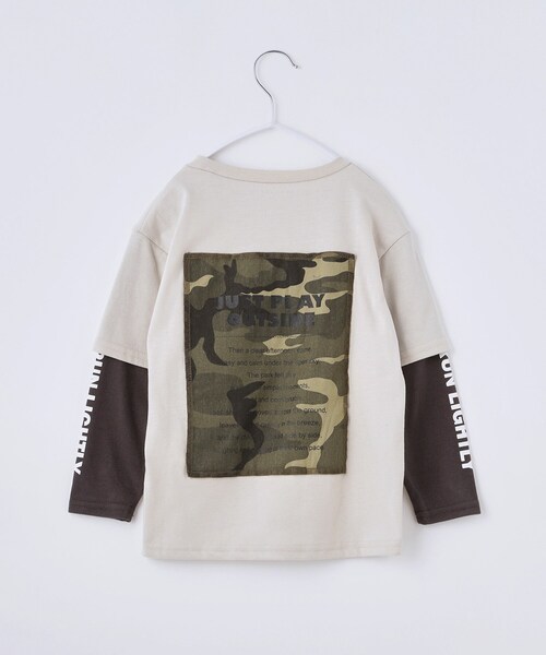 THE SHOP TK (ザ ショップ ティーケー )の「【110-160】袖レイヤード長袖迷彩アップリケ(Tシャツ/カットソー・キッズ・ライトベージュ/ブラック・11/16/15 /14/13/12)」の4枚目の写真