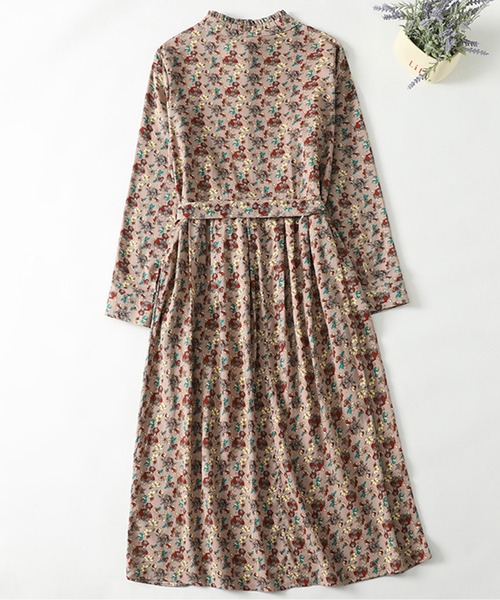 LUCPY(ラクピー)の「クラシカルフラワー ウエストリボンワンピース(ワンピース・レディース・パープル/ピンク・XX-LARGE/X-LARGE/LARGE/MEDIUM)」の2枚目の写真