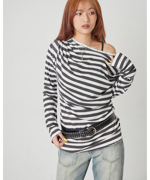 WHO'S WHO gallery（フーズフーギャラリー）の「ドレープスタッズトップス（Tシャツ/カットソー・レディース・グレー/ブラック/ホワイト/オフホワイト・FREE）」の6枚目の写真