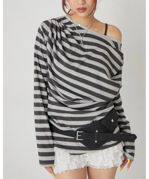 WHO'S WHO gallery（フーズフーギャラリー）の「ドレープスタッズトップス（Tシャツ/カットソー・レディース・グレー/ブラック/ホワイト/オフホワイト・FREE）」の12枚目の写真