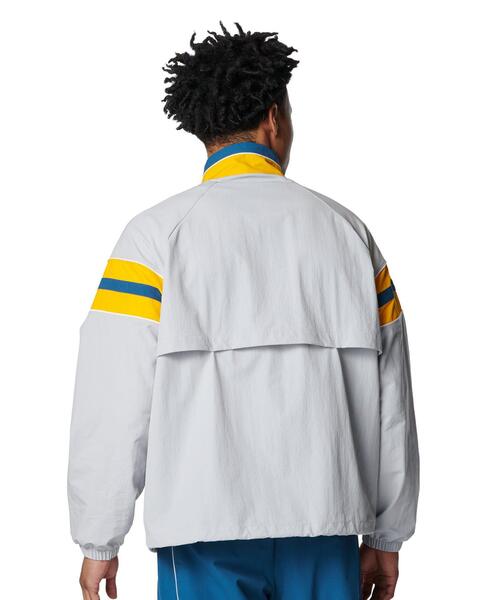 UNDER ARMOUR（アンダーアーマー）の「UAナイロン トラックジャケット（ライフスタイル/メンズ）（その他アウター・メンズ・グレー・2XL/XL/M/S/L）」の2枚目の写真