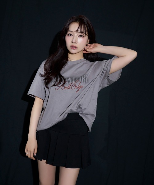 ANDGEEBEE(アンジービー)の「スプレープリントTシャツ(Tシャツ/カットソー・レディース・チャコールグレー/アッシュブラウン・FREE)」の5枚目の写真