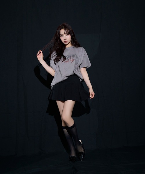 ANDGEEBEE(アンジービー)の「スプレープリントTシャツ(Tシャツ/カットソー・レディース・チャコールグレー/アッシュブラウン・FREE)」の6枚目の写真