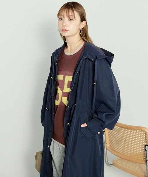 enhaut(アンオート)の「ウォッシュポリエステル ロング マウンテン パーカー マンパ コート(トレンチコート・レディース・ネイビー/アイボリー/ブラック・FREE)」の5枚目の写真