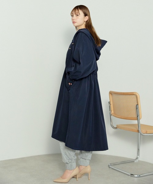 enhaut(アンオート)の「ウォッシュポリエステル ロング マウンテン パーカー マンパ コート(トレンチコート・レディース・ネイビー/アイボリー/ブラック・FREE)」の15枚目の写真