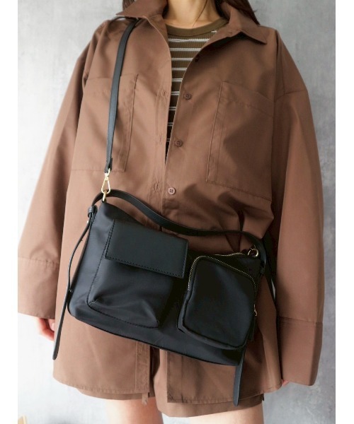 TRUNC（トランクエイティーエイト）の「Multiway Utility Crossbody Bag / マルチウェイ ユーティリティ クロスボディ バッグ（ショルダーバッグ・レディース・ブラック・FREE）」の10枚目の写真