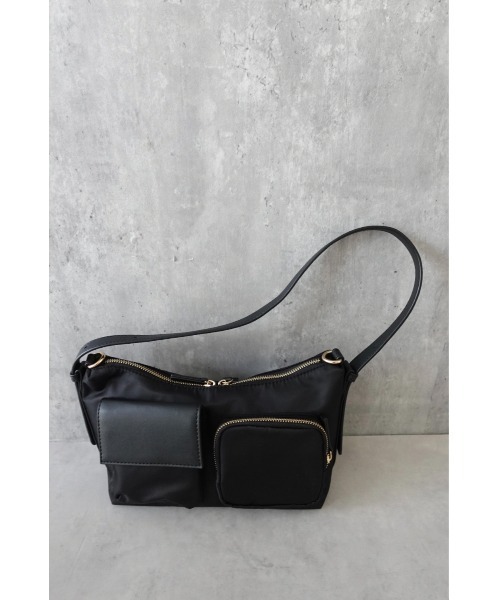 TRUNC（トランクエイティーエイト）の「Multiway Utility Crossbody Bag / マルチウェイ ユーティリティ クロスボディ バッグ（ショルダーバッグ・レディース・ブラック・FREE）」の22枚目の写真