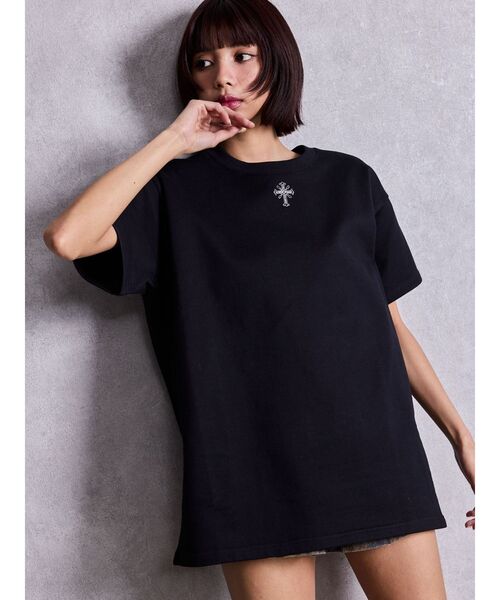 GYDA（ジェイダ）の「sacred edge cross emboss BIG Tシャツ（Tシャツ/カットソー・レディース・オフホワイト/ブラック/チャコールグレー・FREE）」の2枚目の写真