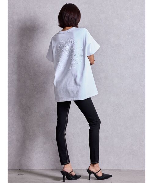 GYDA（ジェイダ）の「sacred edge cross emboss BIG Tシャツ（Tシャツ/カットソー・レディース・オフホワイト/ブラック/チャコールグレー・FREE）」の14枚目の写真