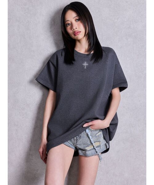 GYDA（ジェイダ）の「sacred edge cross emboss BIG Tシャツ（Tシャツ/カットソー・レディース・オフホワイト/ブラック/チャコールグレー・FREE）」の16枚目の写真