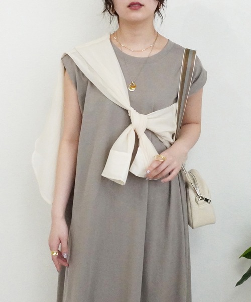 SELECT LEVERY(セレクトリベリー)の「綿100%天竺ノースリーブロングワンピース(ワンピース・レディース・ブラック/グレイッシュベージュ・MEDIUM)」の8枚目の写真