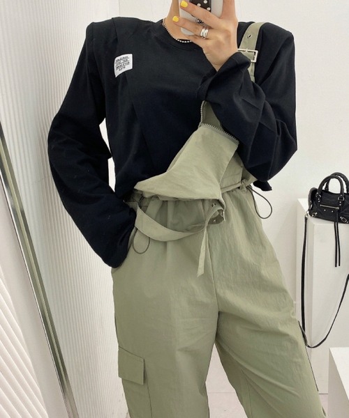2ly2(トゥーリートゥー)の「ミリタリー風 サロペットパンツ(サロペット/オーバーオール・レディース・グリーン/ブラック・FREE)」の19枚目の写真
