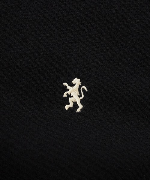 GYMPHLEX（ジムフレックス）の「[GYMPHLEX/ジムフレックス] ワンポイントロゴ刺繍 ショート丈Tシャツ（Tシャツ/カットソー・レディース・ブラック/ホワイト/ライトグレー・14）」の4枚目の写真