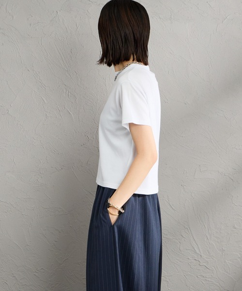 GYMPHLEX（ジムフレックス）の「[GYMPHLEX/ジムフレックス] ワンポイントロゴ刺繍 ショート丈Tシャツ（Tシャツ/カットソー・レディース・ブラック/ホワイト/ライトグレー・14）」の15枚目の写真