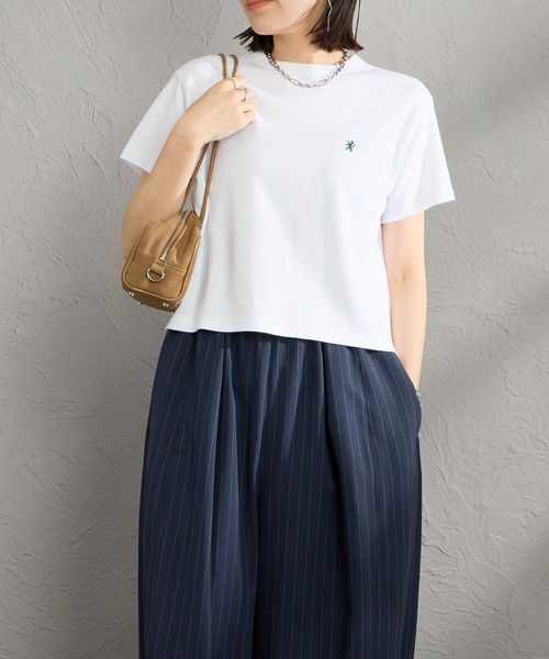 GYMPHLEX（ジムフレックス）の「[GYMPHLEX/ジムフレックス] ワンポイントロゴ刺繍 ショート丈Tシャツ（Tシャツ/カットソー・レディース・ブラック/ホワイト/ライトグレー・14）」の19枚目の写真