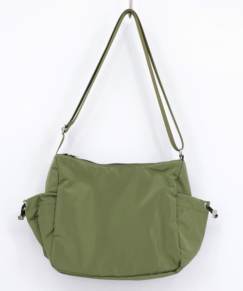 ScoLar（スカラー）の「661432：スカラーと女の子がいっぱい柄ショルダーバッグ（ショルダーバッグ・レディース・ブラック・FREE）」の5枚目の写真